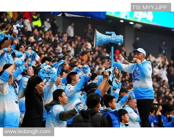 第二届“辽超”总决赛举办 大连队夺冠本溪队获亚军